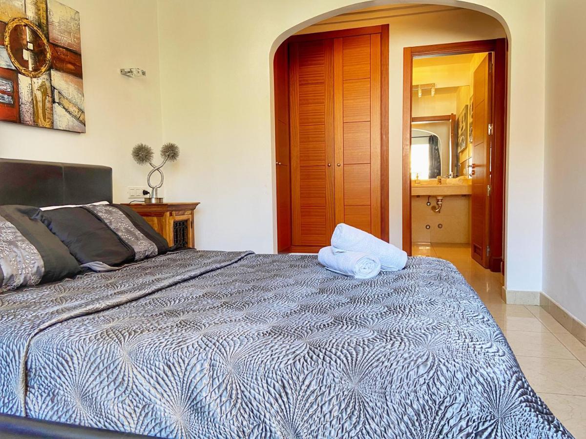 Los Cristianos 4 Bed Townhouse Екстер'єр фото